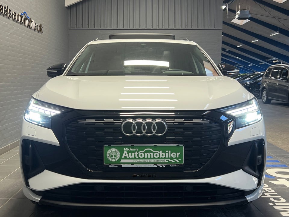 Audi Q4 e-tron 40 S-line 5d