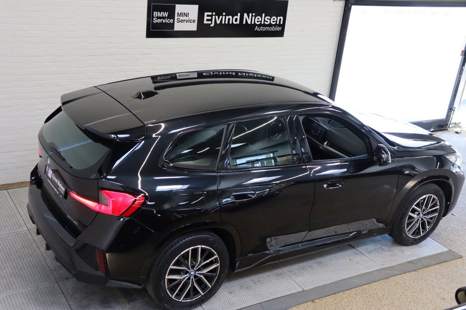 BMW iX1 xDrive30 M-Sport Premium 5d