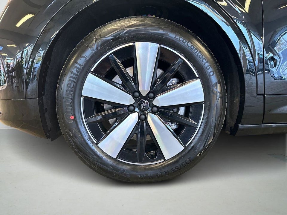 Ford Capri 82 Select Extended Range 5d