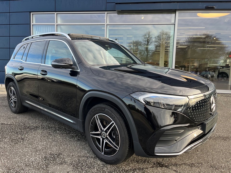 Mercedes EQB250+ AMG Line 7prs 5d