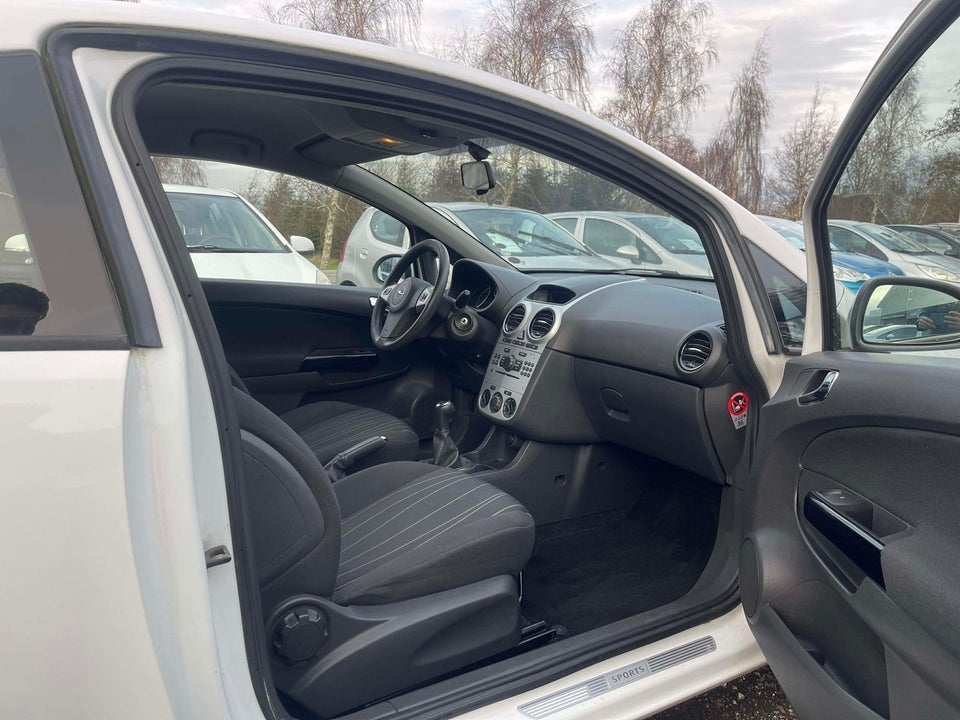 Opel Corsa 1,0 12V Enjoy 3d