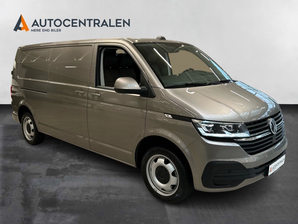 VW Transporter 2,0 TDi 204 Kassevogn DSG lang