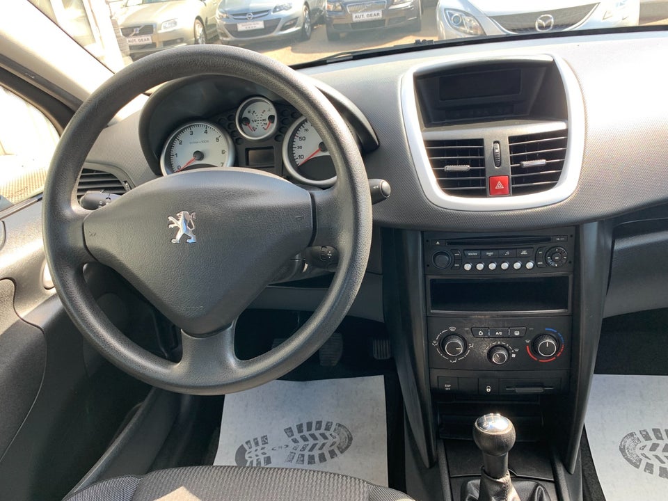 Peugeot 207 1,4 VTi Comfort+ 5d