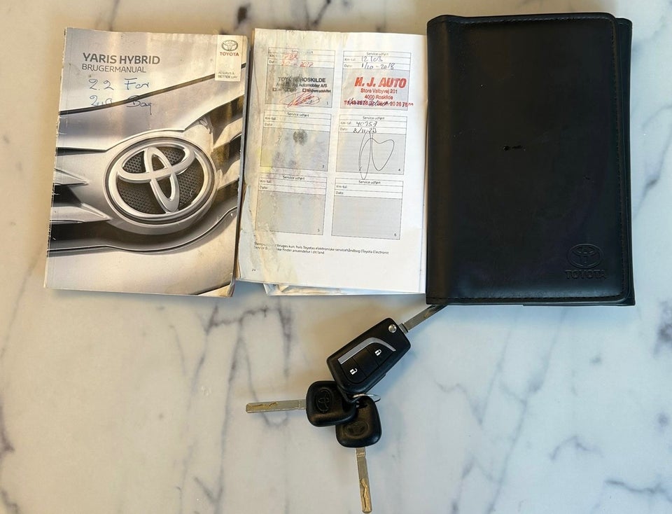 Toyota Yaris 1,5 Hybrid H2 Premium e-CVT 5d