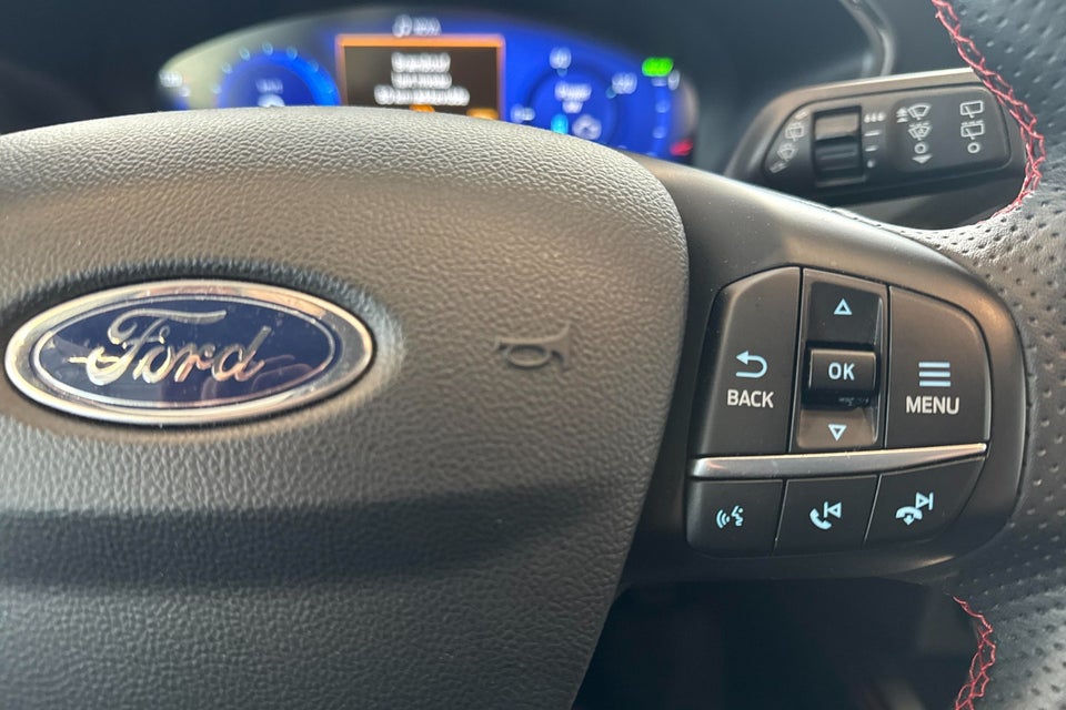 Ford Kuga 2,5 PHEV ST-Line X CVT 5d