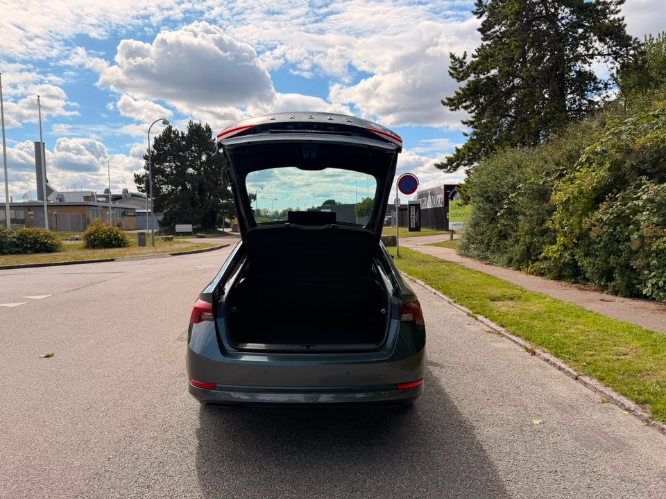 Skoda Octavia 1,4 TSi iV Plus DSG 5d