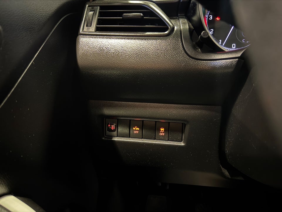 Suzuki Swift 1,2 Dualjet Action Gold 5d