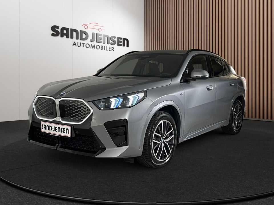 BMW iX2 xDrive30 Fully Charged M-Sport Van 5d