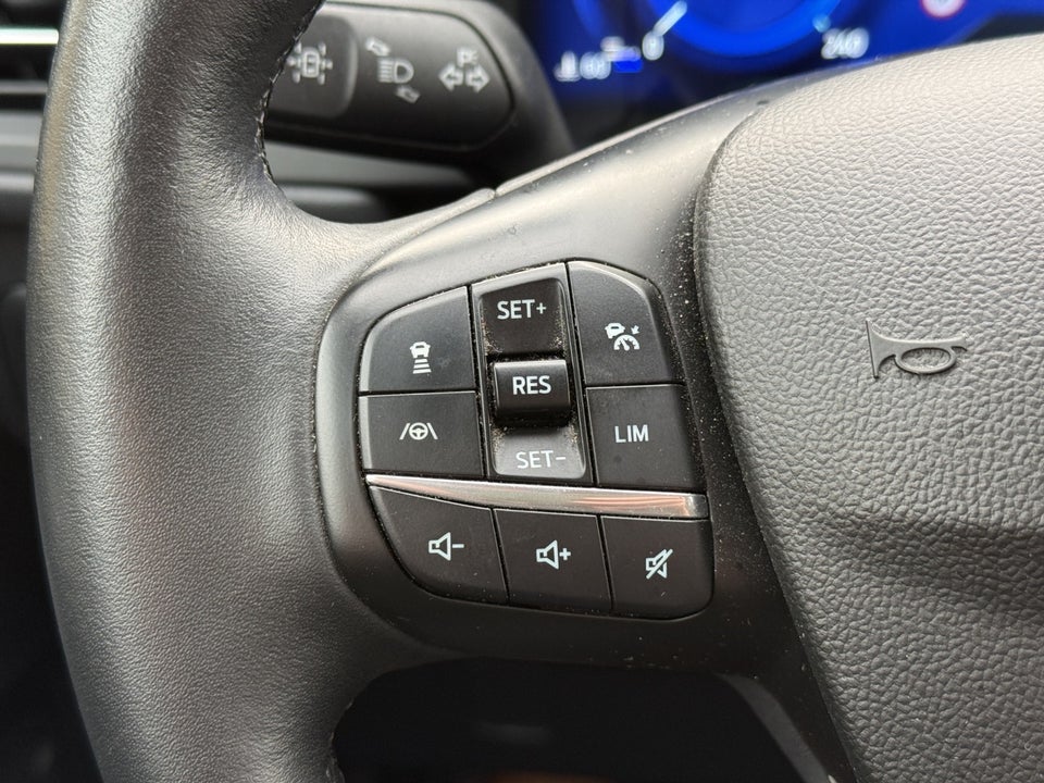 Ford Kuga 2,5 PHEV Titanium X CVT 5d