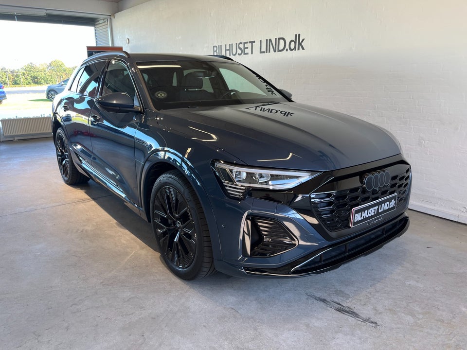 Audi Q8 e-tron 50 S-line quattro 5d