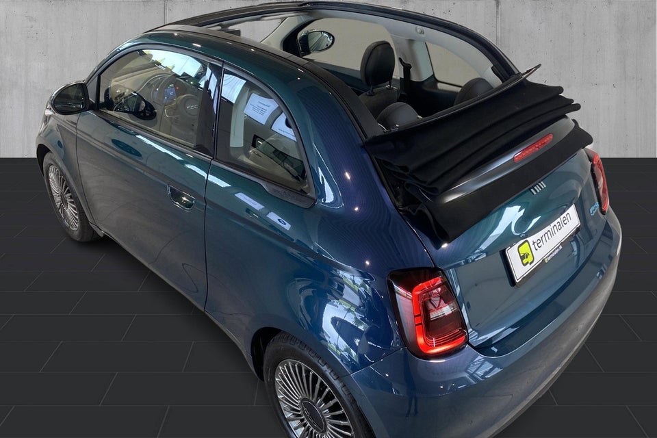 Fiat 500e Icon Cabrio 2d