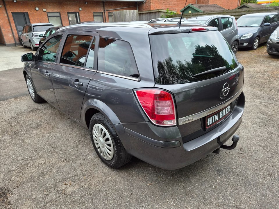 Opel Astra 1,6 16V 115 Classic Wagon 5d
