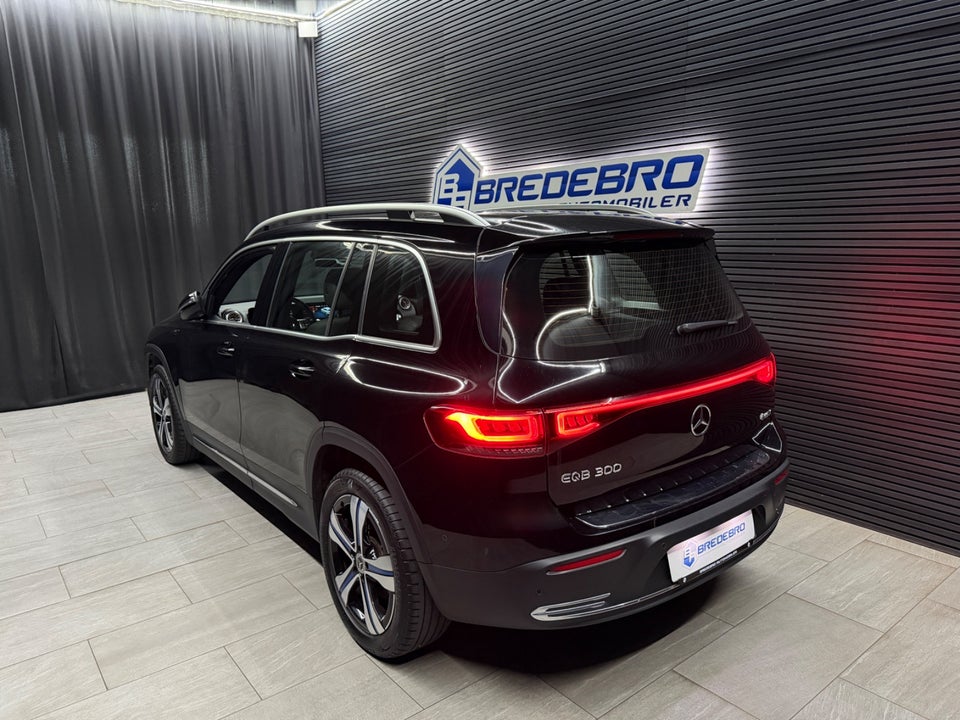Mercedes EQB300 Electric Art 4Matic 5d