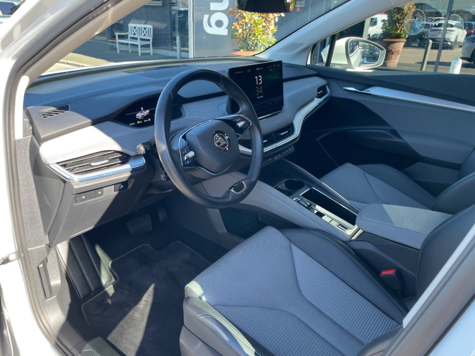 Skoda Enyaq 60 iV Loft 5d