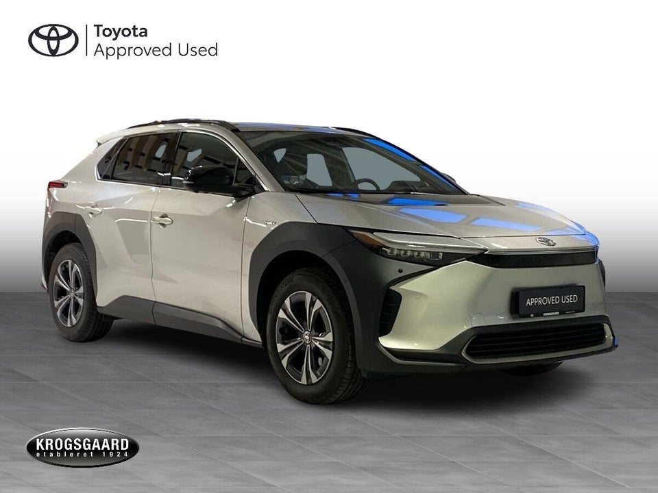 Toyota bZ4X Executive 5d