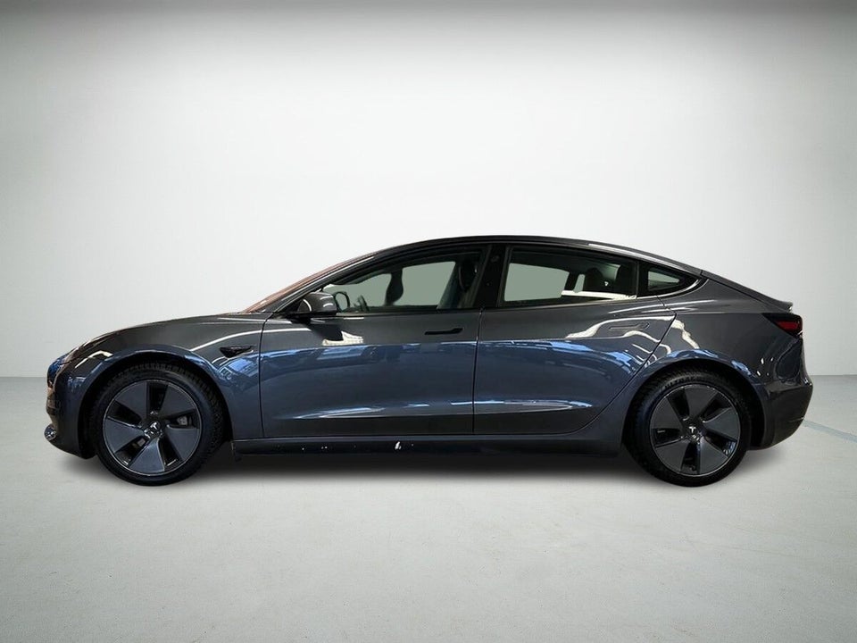 Tesla Model 3 Long Range AWD 4d