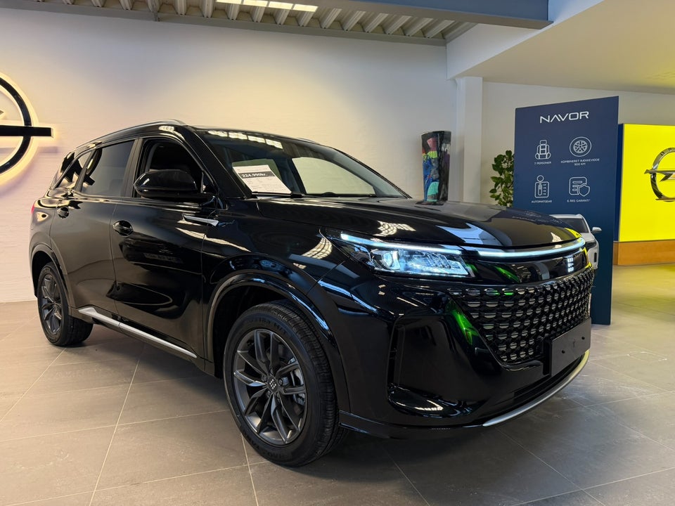 Navor E5 1,5 PHEV Rock 5d