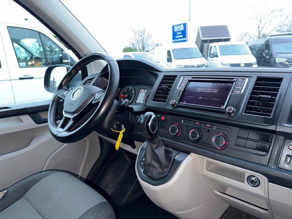 VW Transporter 2,0 TDi 150 Kassevogn DSG lang