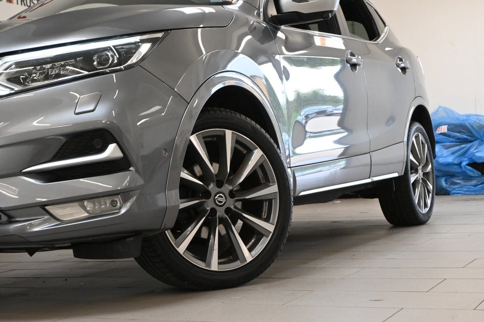 Nissan Qashqai 1,3 Dig-T 160 Tekna+ Dynamic DCT 5d