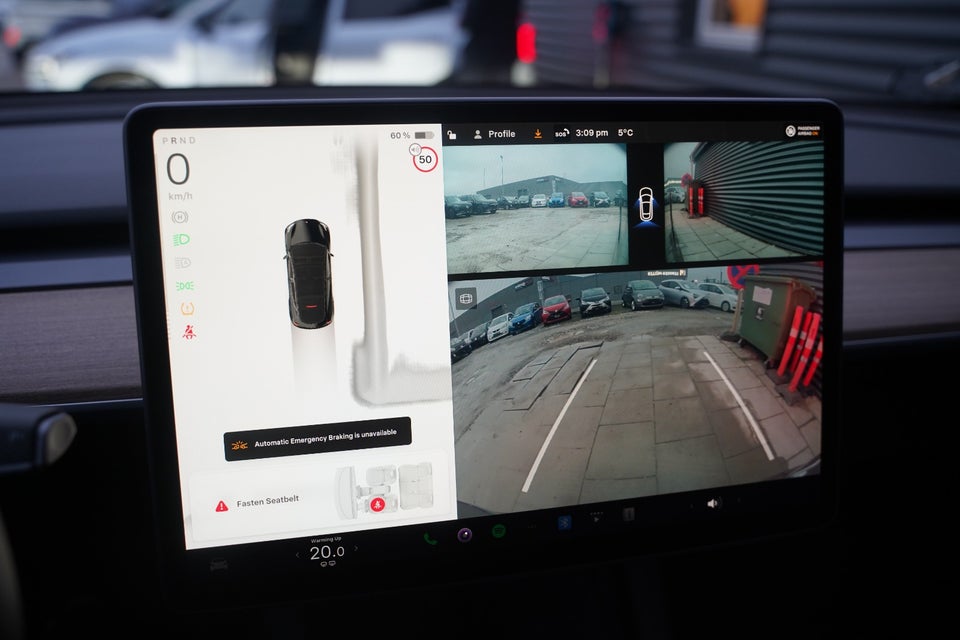 Tesla Model Y RWD 5d