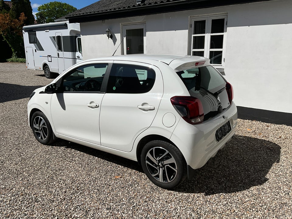 Peugeot 108 1,0 e-VTi 72 Selection Tech 5d