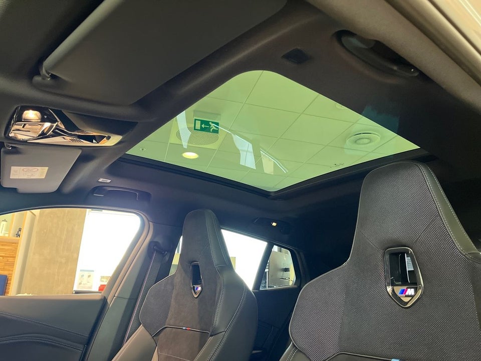 BMW iX2 eDrive20 M-Sport Pro 5d