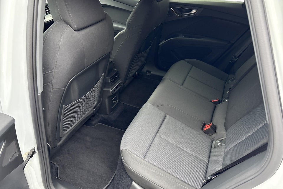 Audi Q4 e-tron 40 Attitude S-line 5d
