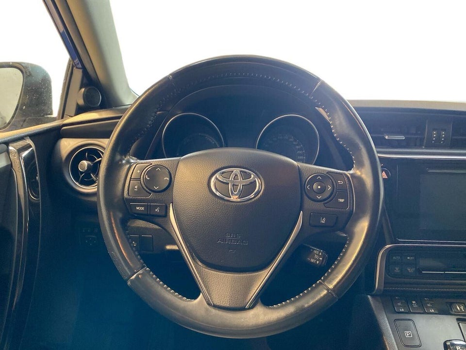 Toyota Auris 1,8 Hybrid H2 Selected Touring Sports CVT 5d