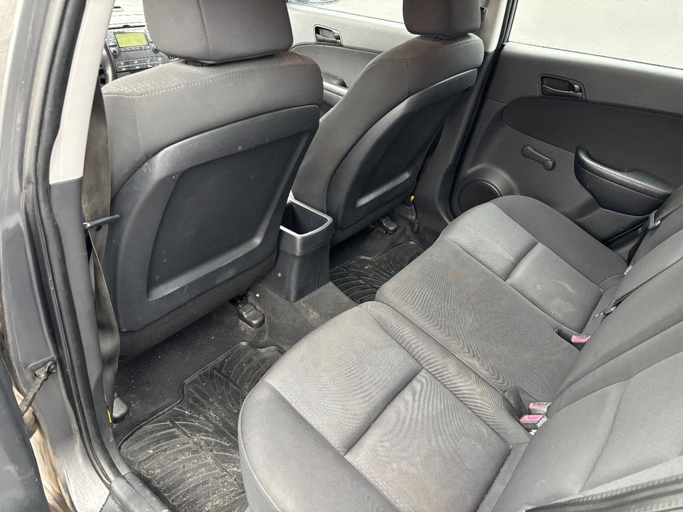 Hyundai i30 1,4 CVVT 109 Comfort 5d