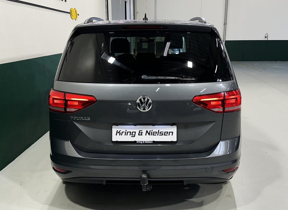 VW Touran 1,6 TDi 115 Comfortline DSG 7prs 5d