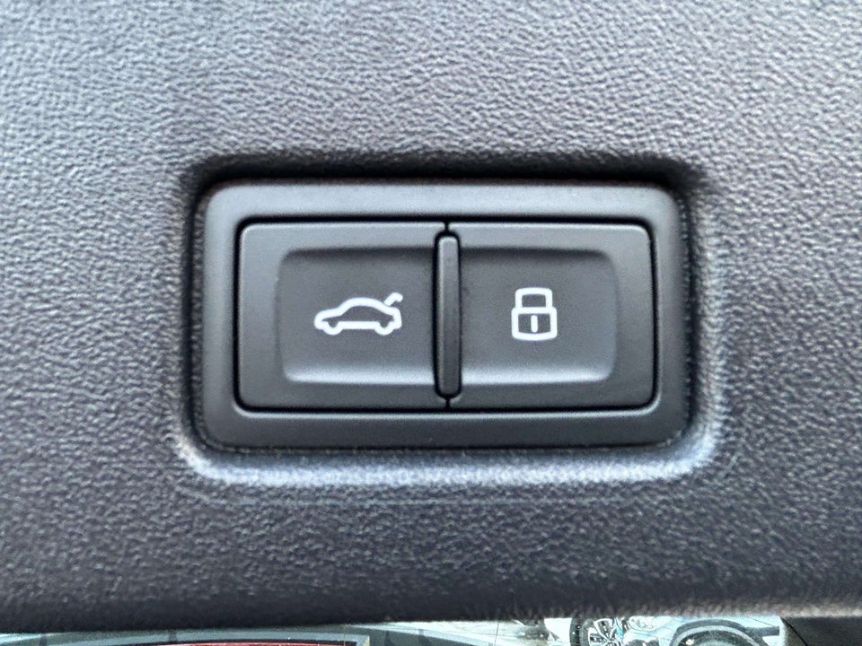 Audi Q4 e-tron 45 Advanced 5d