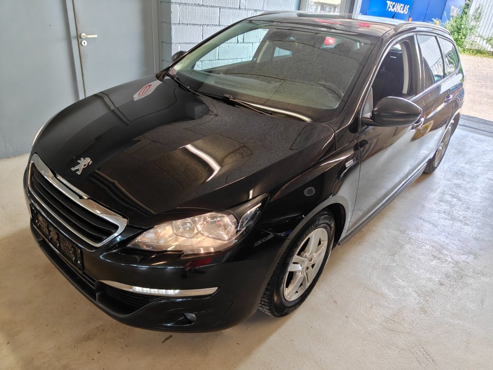 Peugeot 308 1,6 BlueHDi 120 Style Limited SW 5d