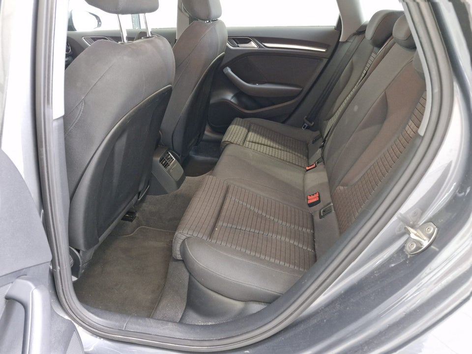 Audi A3 40 TFSi Sport Limited Sportback S-tr. 5d