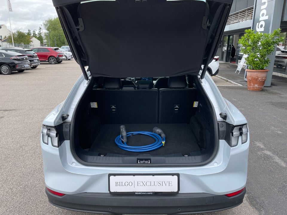 Ford Mustang Mach-E 98 Extended Range 5d