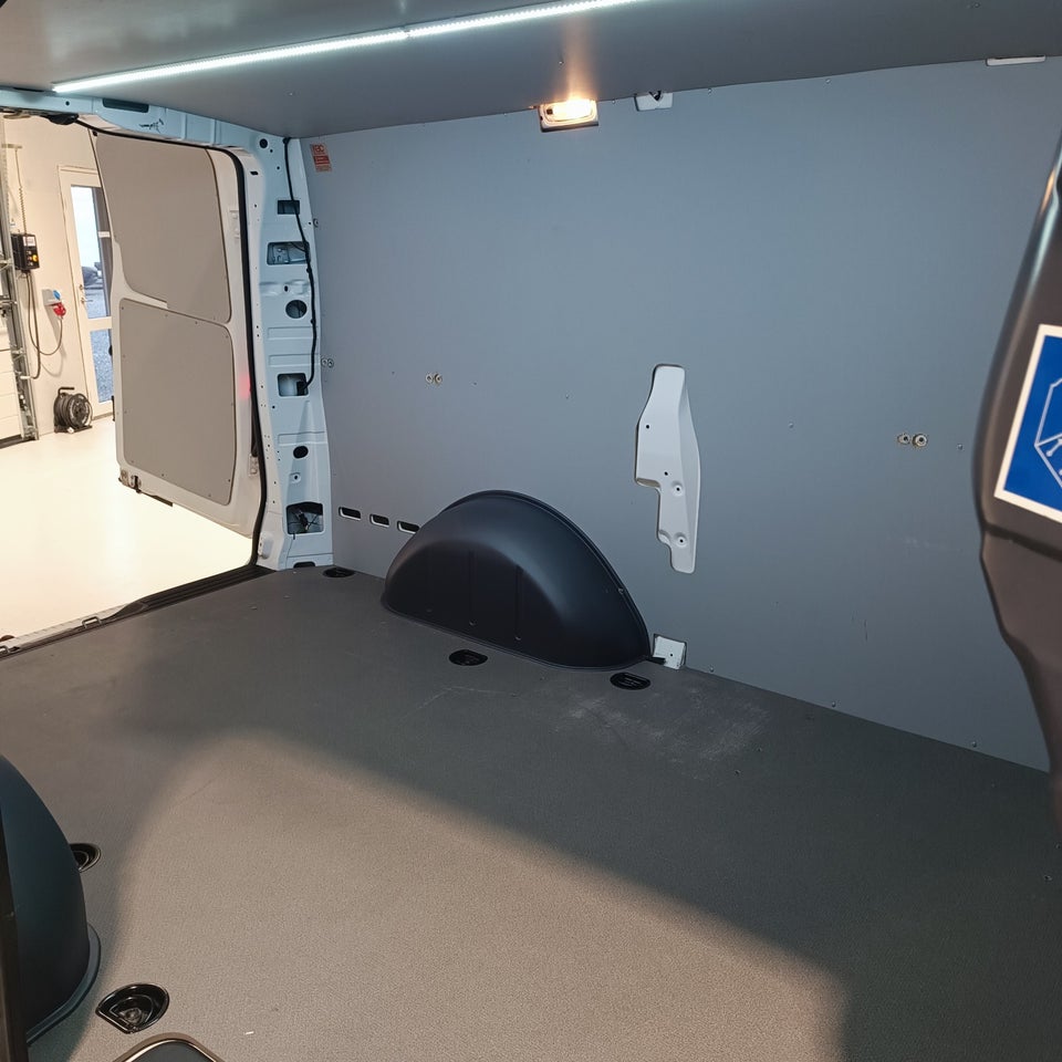 Mercedes Vito 114 2,0 CDi Kassevogn aut. L RWD