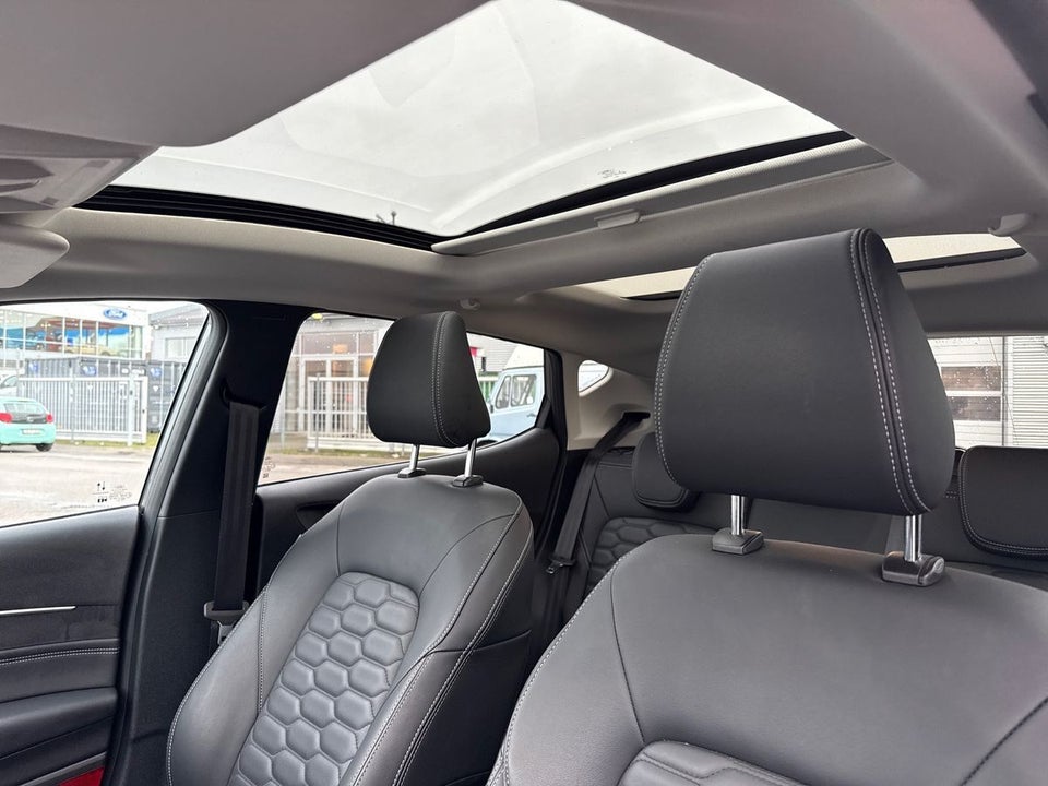 Ford Fiesta 1,0 EcoBoost Vignale DCT 5d