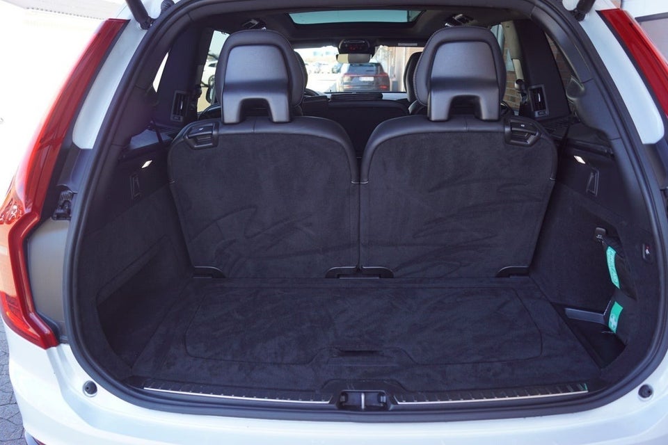 Volvo XC90 2,0 T8 ReCharge R-Design aut. AWD 7prs 5d