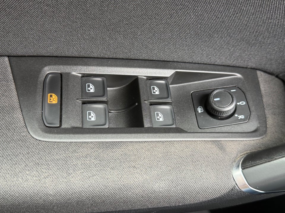 VW Touran 1,5 TSi 150 Comfortline DSG 7prs 5d