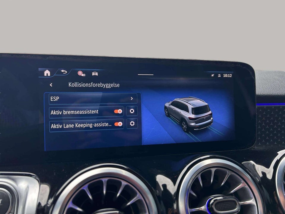 Mercedes EQB300 4Matic 5d