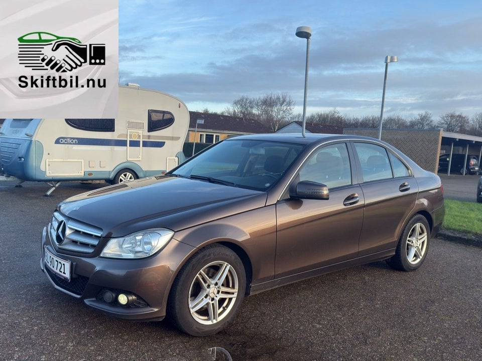 Mercedes C200 2,2 CDi BE 4d