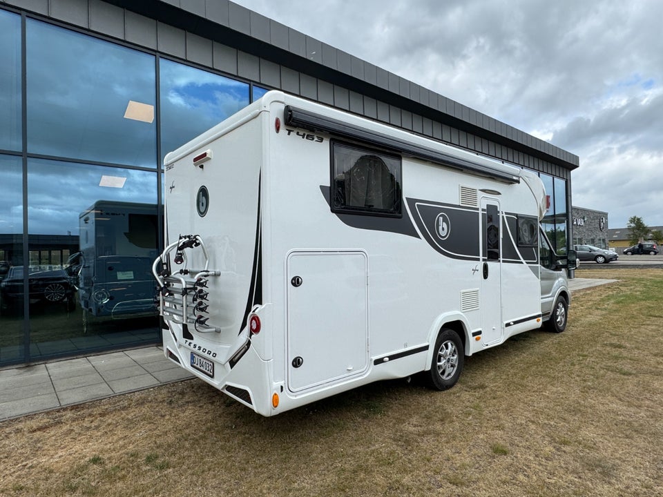 Ford Benimar 2,0 Tessoro 463 aut. 3d