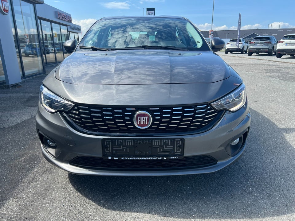 Fiat Tipo 1,4 T-Jet 120 Easy 5d