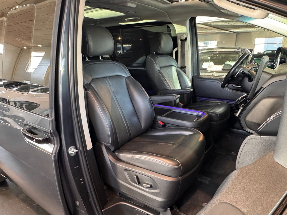 Hyundai Staria 2,2 CRDi Signature aut. AWD 5d