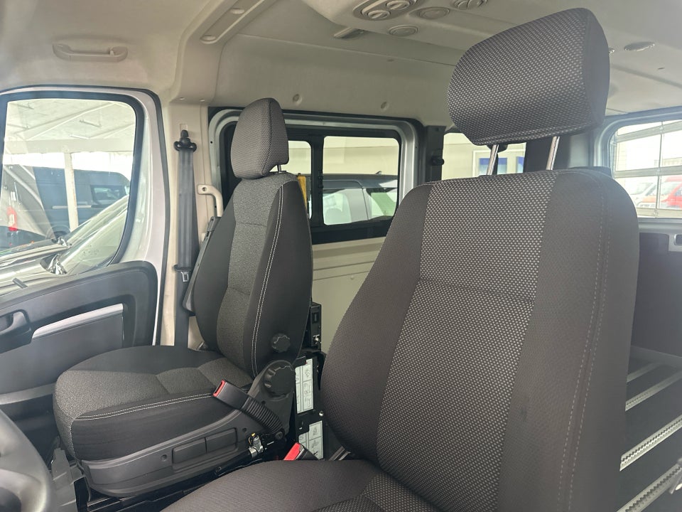 Fiat Ducato 30 2,3 MJT 180 Combinato L1H1