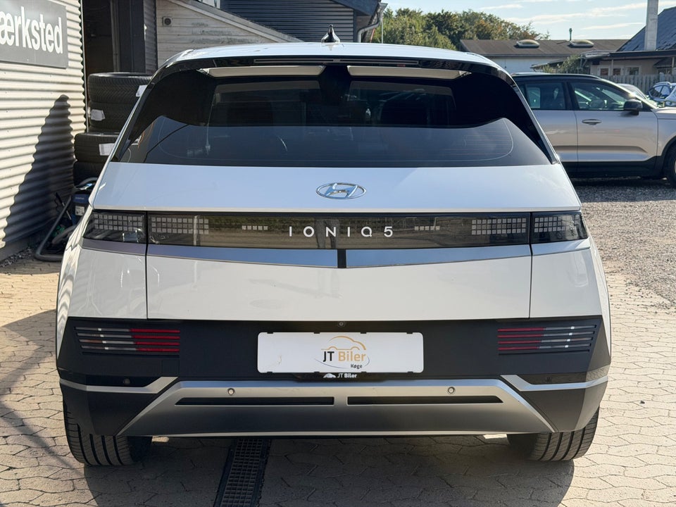 Hyundai Ioniq 5 77 Essential 5d