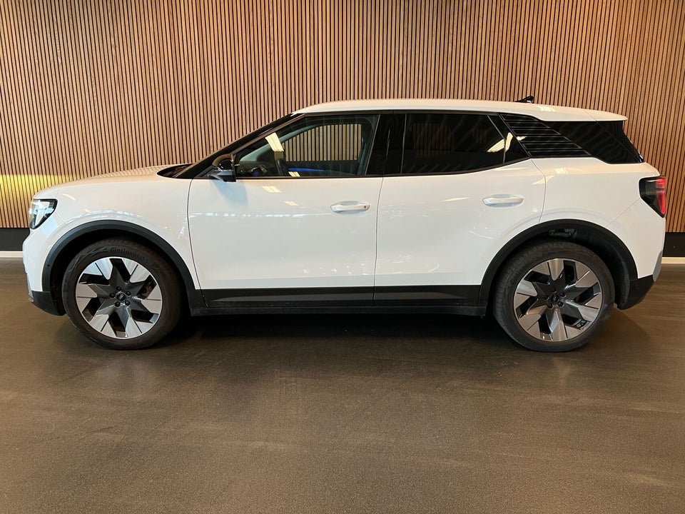 Ford Explorer 79 Premium Extended Range AWD 5d