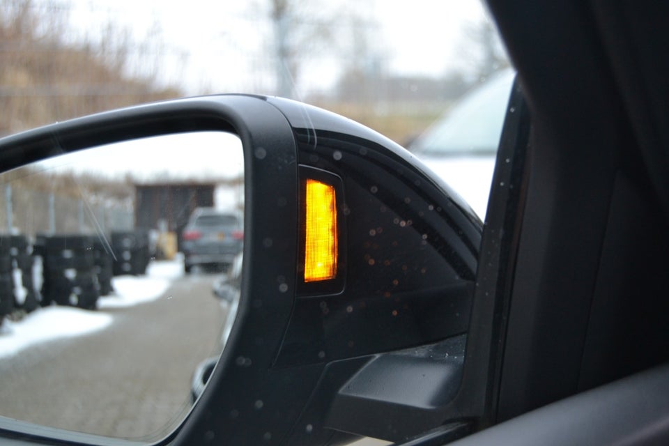 Audi e-tron 55 S-line quattro 5d