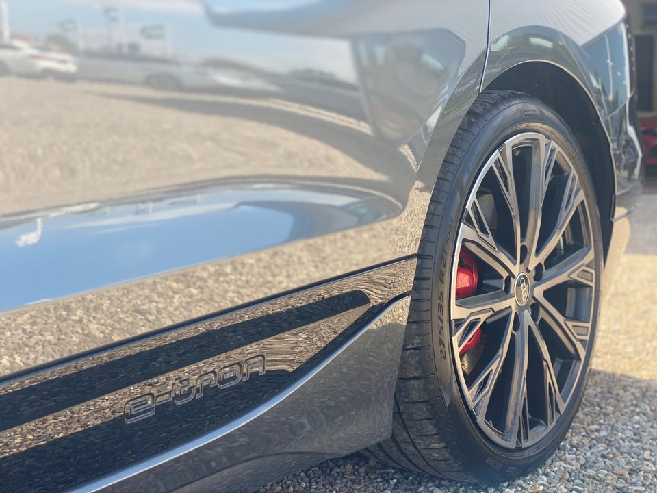 Audi A6 e-tron S-line Edition One performance Avant 5d