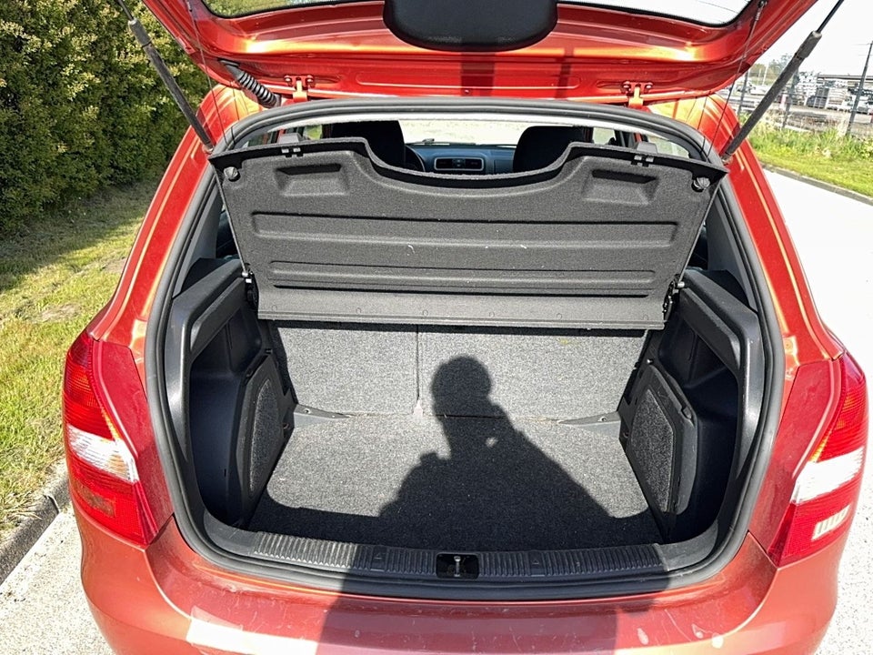 Skoda Fabia 1,2 12V Ambiente 5d