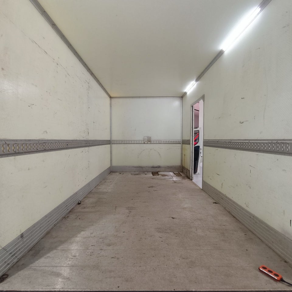 Iveco Daily 2,3 35S16 Alukasse m/lift AG8 2d